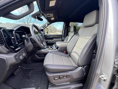 2026 Chevrolet Silverado 2500 ZR2