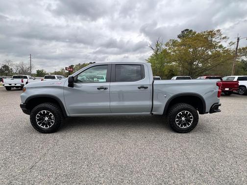 2025 Chevrolet Silverado 1500 ZR2