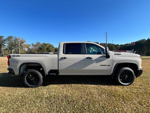 2026 Chevrolet Silverado 2500 Custom