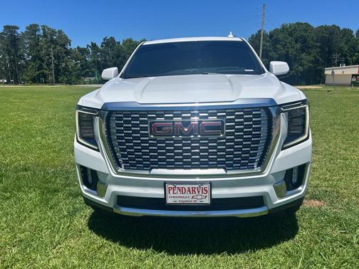 Summit White 2023 GMC Yukon Denali