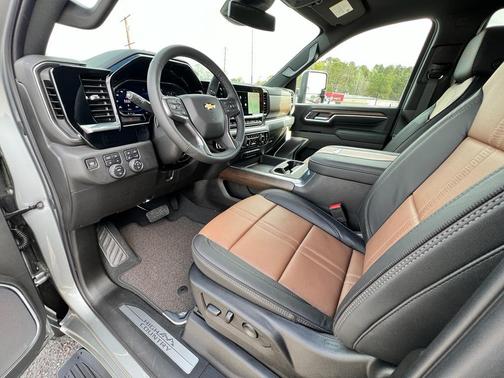 2025 Chevrolet Silverado 2500 High Country