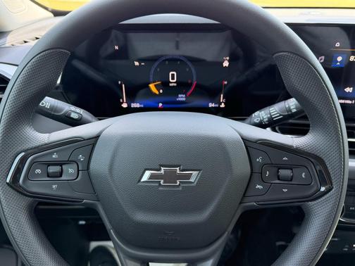 Sterling Gray Metallic 2026 Chevrolet Trailblazer LT