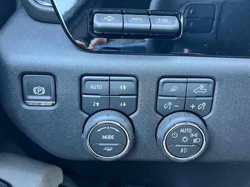 2026 Chevrolet Silverado 2500 ZR2