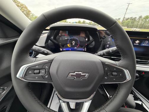 Summit White 2026 Chevrolet Trax LT