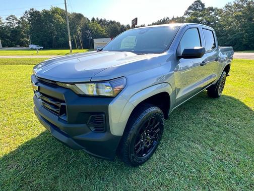 2025 Chevrolet Colorado WT