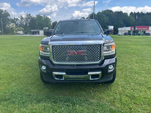2015 GMC Sierra 2500 Denali