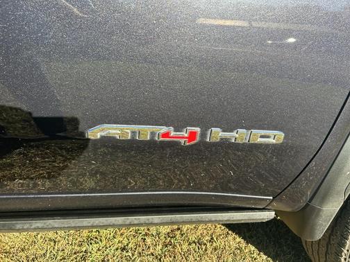 2024 GMC Sierra 2500 AT4