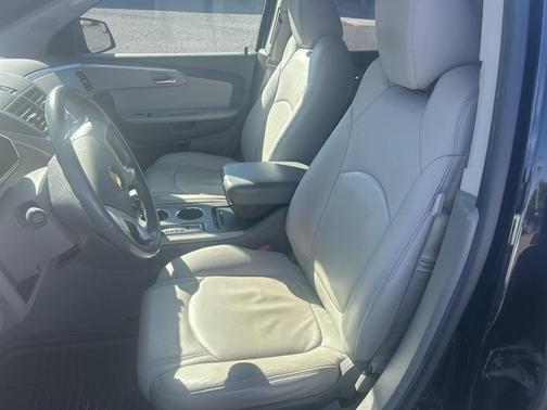 2011 Chevrolet Traverse 2LT