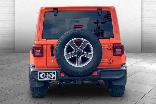 Metallic 2018 Jeep Wrangler Unlimited Sahara