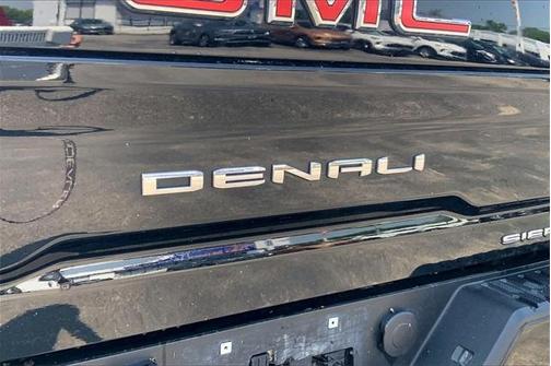 2021 GMC Sierra 2500 Denali