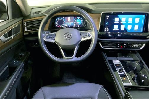 2024 Volkswagen Atlas 2.0T SE