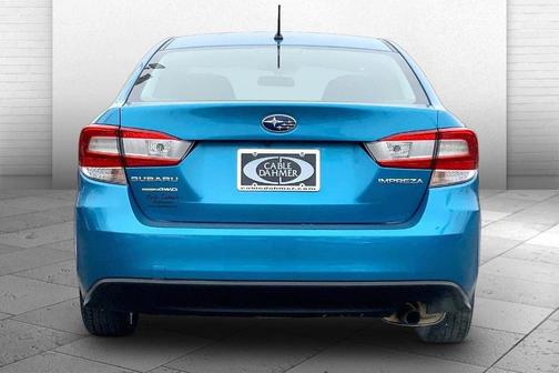2019 Subaru Impreza 2.0i