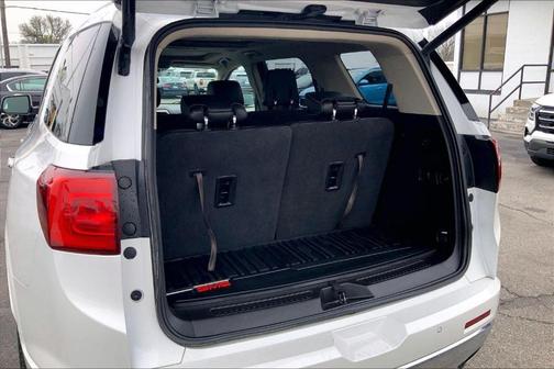 White Frost Tri-Coat 2019 GMC Acadia Denali