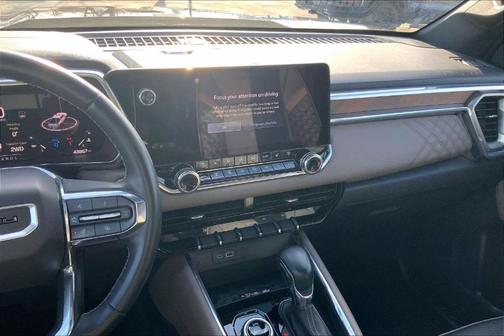 2023 GMC Canyon Denali