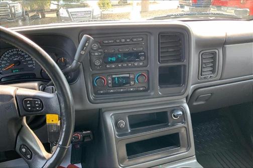 2004 Chevrolet Silverado 2500 LT H/D Crew Cab