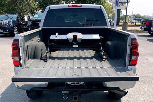 2004 Chevrolet Silverado 2500 LT H/D Crew Cab