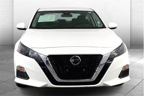 2022 Nissan Altima 2.5 S
