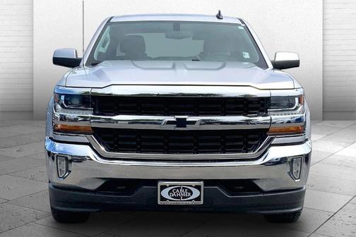 Silver Ice Metallic 2018 Chevrolet Silverado 1500 LT