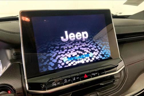 Bright White Clearcoat 2025 Jeep Compass Trailhawk