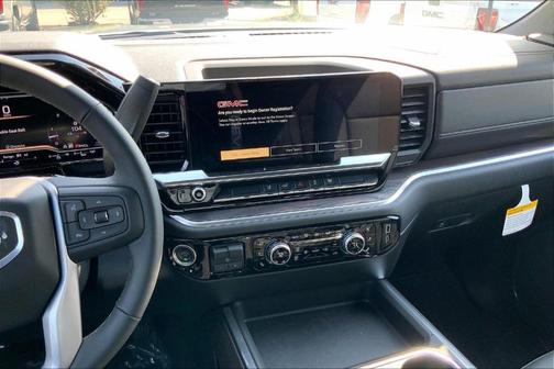 2025 GMC Sierra 2500 SLT