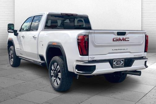 2025 GMC Sierra 2500 Denali