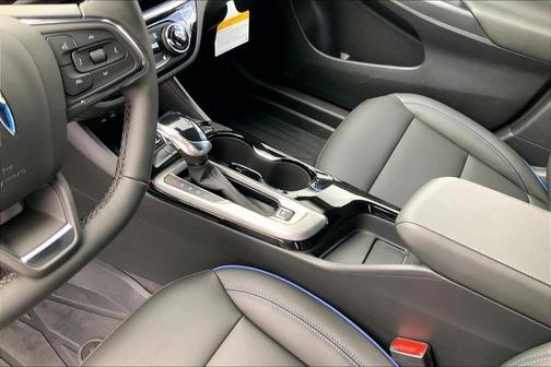 Ocean Blue Metallic 2026 Buick Envista Sport Touring