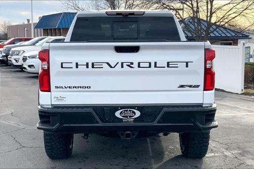 2024 Chevrolet Silverado 1500 ZR2