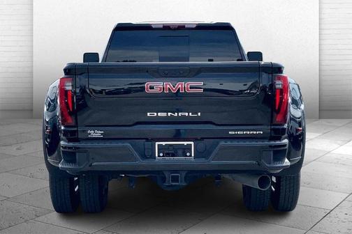 2025 GMC Sierra 3500 Denali
