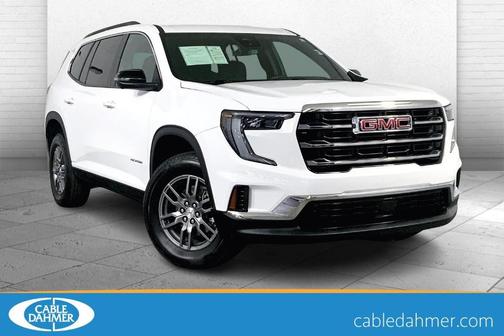 2025 GMC Acadia Elevation