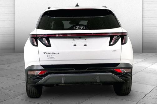 White Pearl 2024 Hyundai TUCSON Limited