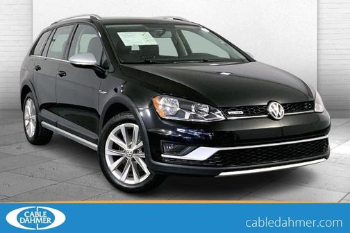 2017 Volkswagen Golf Alltrack TSI S