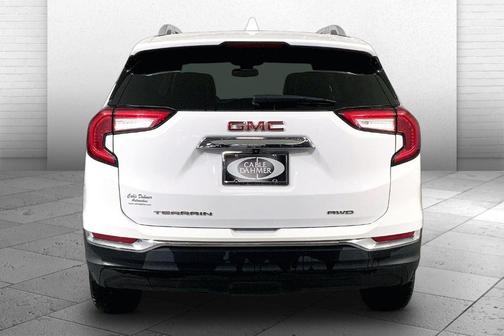 Summit White 2024 GMC Terrain SLT