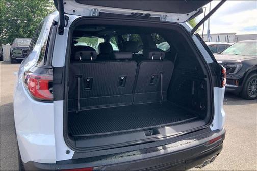 Glacier White 2026 GMC Acadia Elevation