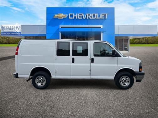 2023 GMC Savana 2500 Work Van