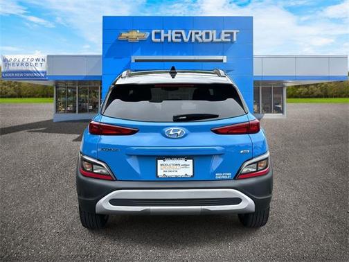 2022 Hyundai KONA SEL
