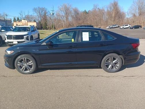2021 Volkswagen Jetta 1.4T R-Line