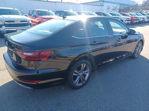 2021 Volkswagen Jetta 1.4T R-Line