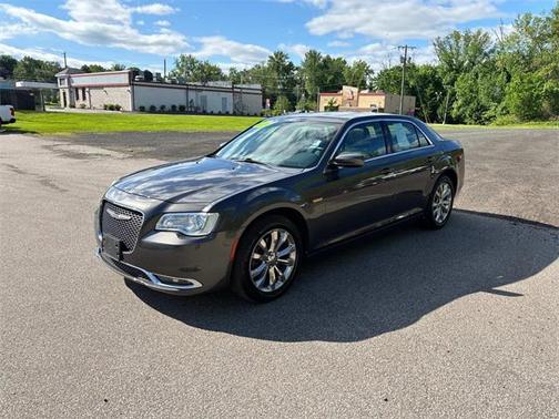 2020 Chrysler 300 Touring