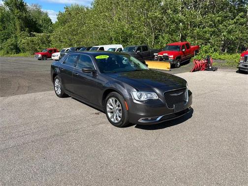 2020 Chrysler 300 Touring
