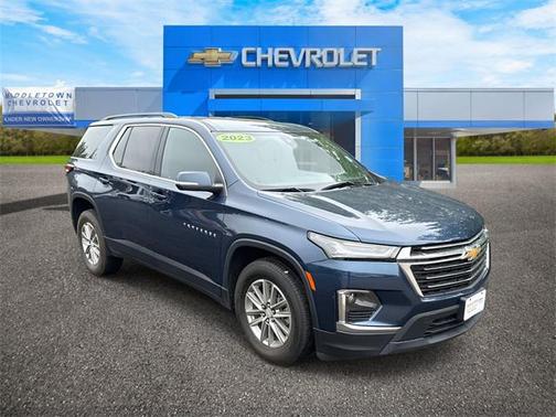 2023 Chevrolet Traverse LT Leather