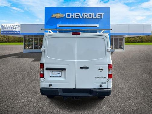 2018 Nissan NV Cargo NV3500 HD S V8