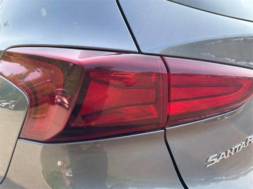 2019 Hyundai SANTA FE SE 2.4