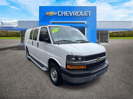 2024 Chevrolet Express 2500 RWD 2500 Regular Wheelbase WT