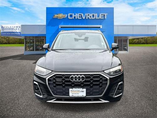 2022 Audi Q5 45 S line Premium Plus