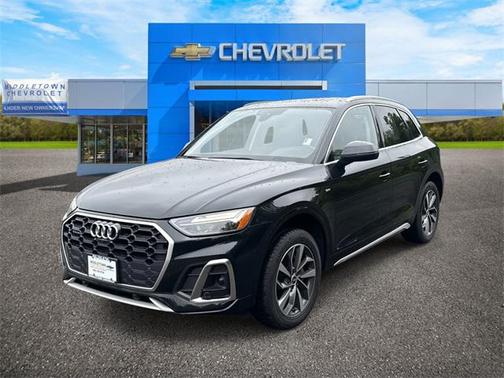 2022 Audi Q5 45 S line Premium Plus