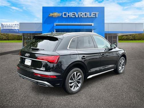 2022 Audi Q5 45 S line Premium Plus