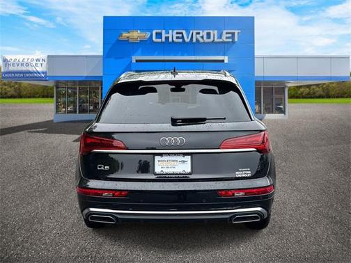 2022 Audi Q5 45 S line Premium Plus