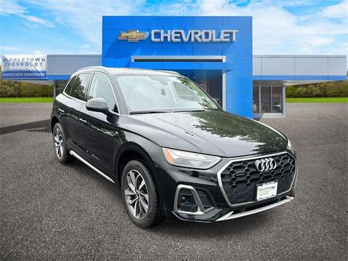 2022 Audi Q5 45 S line Premium Plus
