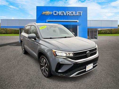 2023 Volkswagen Taos 1.5T SE