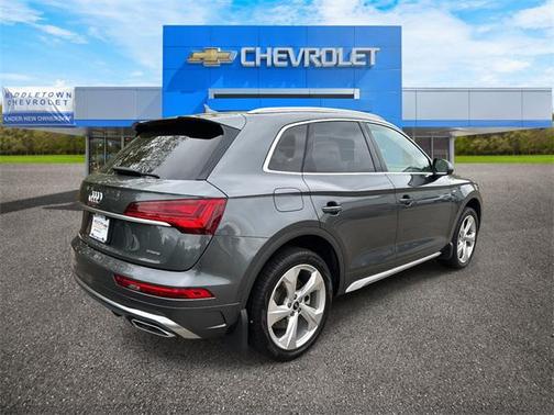 2022 Audi Q5 45 S line Premium Plus